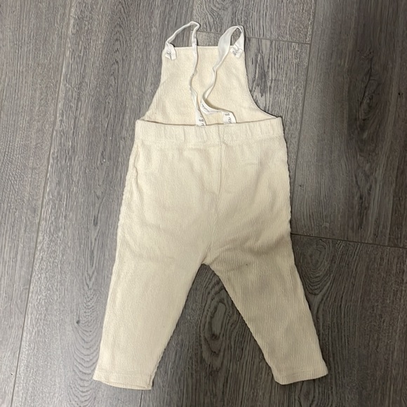 Zara Jumpsuit - Picture 2 of 3